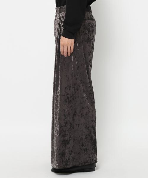 HARE(ハレ)の「クラッシュベロアボリュームパンツ(パンツ・【セットアップ対応】ブラック09/【セットアップ対応】ブラウン50・S/M)」の19枚目の写真