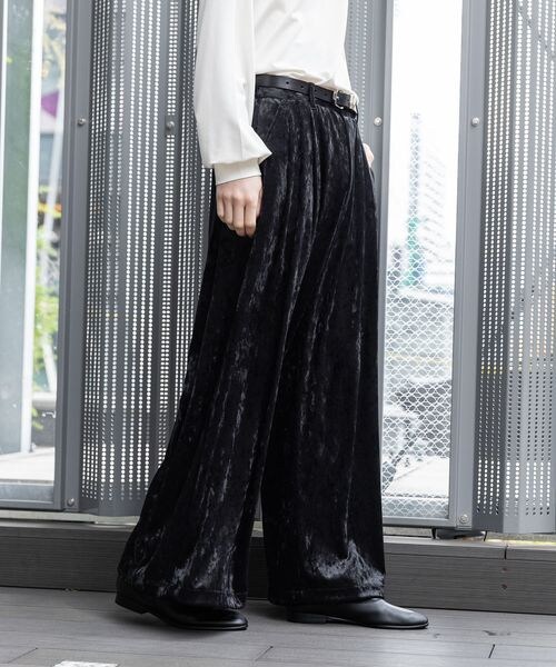 HARE(ハレ)の「クラッシュベロアボリュームパンツ(パンツ・【セットアップ対応】ブラック09/【セットアップ対応】ブラウン50・S/M)」の13枚目の写真