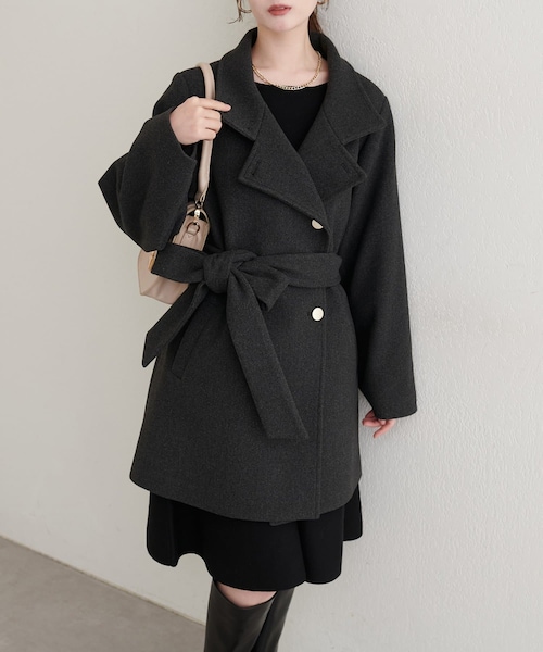 natural couture（ナチュラルクチュール）の「〈ako〉スタンドカラーミドル丈コート（ジャケット/アウター・レディース・ベージュ/アイボリー/チャコールグレー/グリーン・FREE）」の3枚目の写真