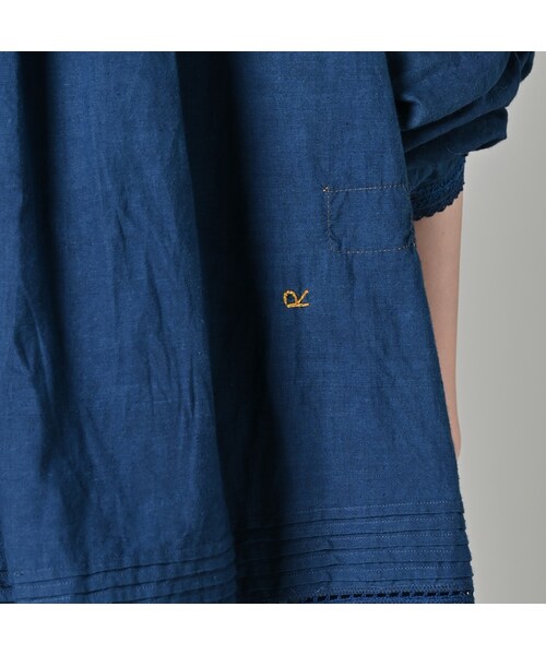 45R（フォーティファイブアール）の「インドカディレース×タックのスモックブラウス（藍）（その他・レディース・72-藍 重/73-藍・00-フリー）」の13枚目の写真