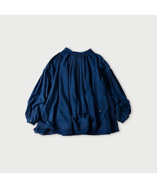 45R（フォーティファイブアール）の「インドカディレース×タックのスモックブラウス（藍）（その他・レディース・72-藍 重/73-藍・00-フリー）」の3枚目の写真