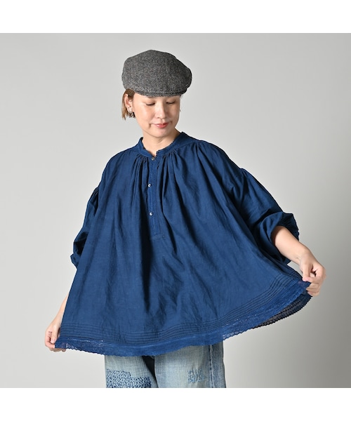45R（フォーティファイブアール）の「インドカディレース×タックのスモックブラウス（藍）（その他・レディース・72-藍 重/73-藍・00-フリー）」の6枚目の写真