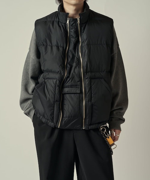 Lui's（ルイス）の「リバーシブルダウンベスト CHEMISE Lui's（ダウンベスト・メンズ・パープル/ブラック・F）」の2枚目の写真