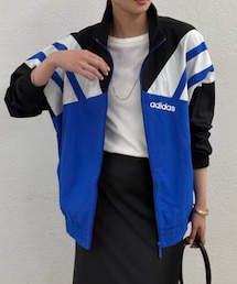 LOUNGEDRESS | adidas ラインナイロンジャケット(マウンテンパーカー)