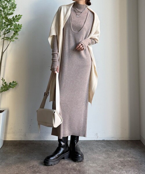 DouDou（ドゥドゥ）の「【WEB限定】リブニット＋Uネックニットワンピースセット（その他・レディース・チャコールグレー/ベージュ/ブラウン・F）」の3枚目の写真