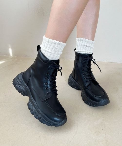 ORiental TRaffic(オリエンタルトラフィック)の「スニーカーソール編み上げブーツ/51405(その他・レディース・ブラック20/ブラウン30/グレー46・S(22.0-22.5)/M(23.0-23.5)/L(24.0-24.5)/LL(25.0-25.5))」の1枚目の写真