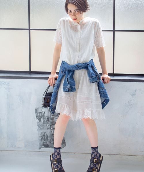 靴下屋(クツシタヤ)の「チュールフローラルレースショートソックス/011132969(その他・オフホワイト01/クロ12/チャコールグレー14/ベージュ20/グレージュ26/チョークピンク30/グレイッシュブルー81/コン84・F)」の8枚目の写真