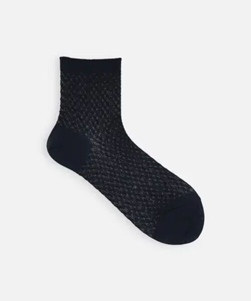 靴下屋(クツシタヤ)の「ななめメッシュショートソックス/011133029(その他・サラシ09/グレー11/クロ12/チャコールグレー14/ダルベージュ21/エアリーピンク31/レモンクリーム60/スモークミント70/グレイッシュブルー81/コン84・F)」の10枚目の写真