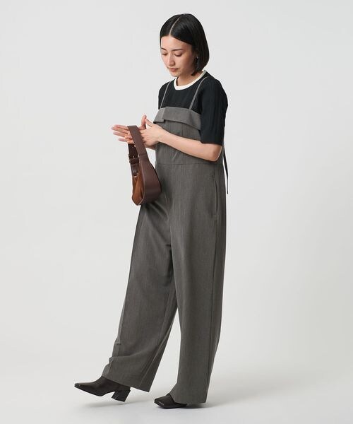 BEAUTY&YOUTH UNITED ARROWS(ビューティーアンドユースユナイテッドアローズ)の「ドレープツイルオールインワン ウォッシャブル(オールインワン・サロペット・レディース・BLACK(10)/MD.GRAY(22)/NAVY(49)・S/M)」の6枚目の写真