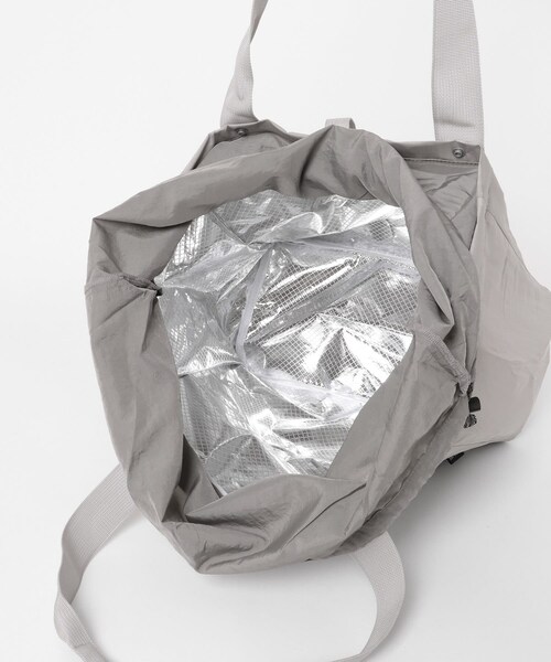 EKAL（エカル）の「TINY GARDEN PRODUCTS　パッカブルクールバッグ（トートバッグ・レディース・KHAKI/GRAY/ORANGE/BLACK・one）」の12枚目の写真