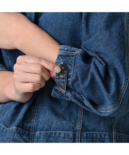 45R（フォーティファイブアール）の「麦比古デニムのまるパフブラウス（加工）（その他・レディース・77-インディゴ 重・02-M/03-L）」の10枚目の写真