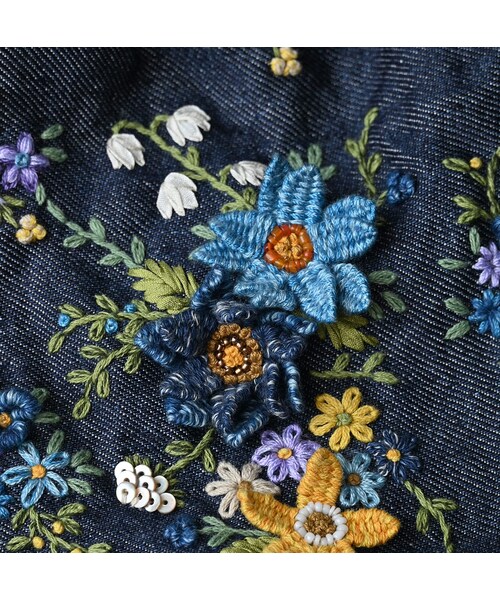45R（フォーティファイブアール）の「リネン重ね刺繍のボレロ（藍