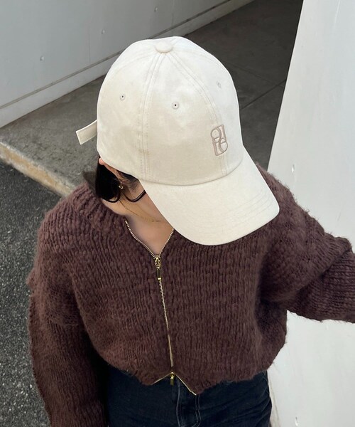 CAPRICIEUX LE'MAGE（カプリシューレマージュ）の「ロゴキャップ（帽子・レディース・ブラウン/ライトベージュ/ブラック・F）」の3枚目の写真