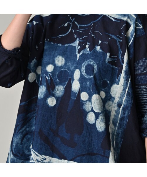 45R(フォーティファイブアール)の「インディゴ平の絵本バンダナブラウス(その他・レディース・70-インディゴ�@/71-インディゴ�A/73-インディゴ�B/74-インディゴ�C・00-フリー)」の12枚目の写真