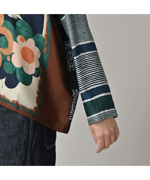 45R（フォーティファイブアール）の「シルクの絵本バンダナブラウス（その他・レディース・32-キイロ/43-ピンク/72-ブルー/84-茶・00-フリー）」の18枚目の写真