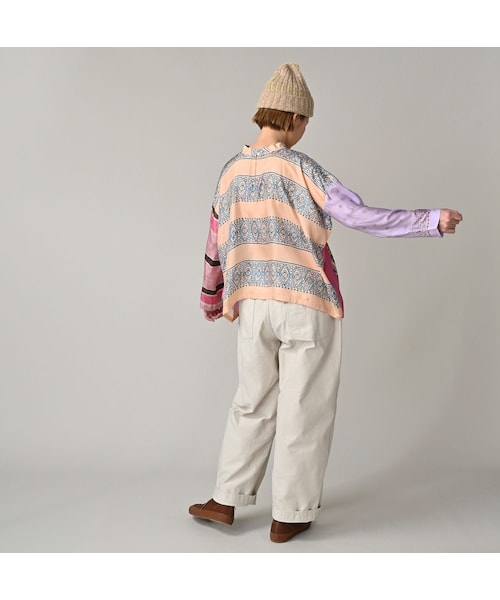 45R（フォーティファイブアール）の「シルクの絵本バンダナブラウス（その他・レディース・32-キイロ/43-ピンク/72-ブルー/84-茶・00-フリー）」の9枚目の写真