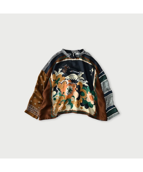 45R（フォーティファイブアール）の「シルクの絵本バンダナブラウス（その他・レディース・32-キイロ/43-ピンク/72-ブルー/84-茶・00-フリー）」の4枚目の写真