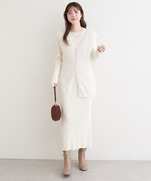 osono〉ラメフェザーニットベスト×リブワンピース