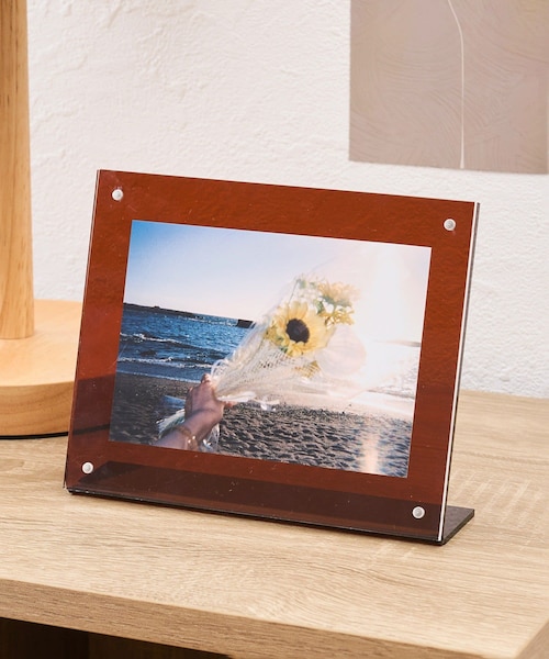 3coins（3coins）の「クリアマグネットフォトフレームL判（フォトフレーム・ブルー/ブラウン・FREE）」の2枚目の写真