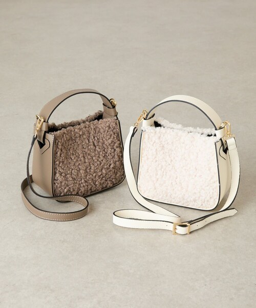 LIVETART(リヴェタート)の「2WAYボアミニバッグ(ショルダーバッグ・レディース・ベージュ/ブラウン・FREE)」の2枚目の写真