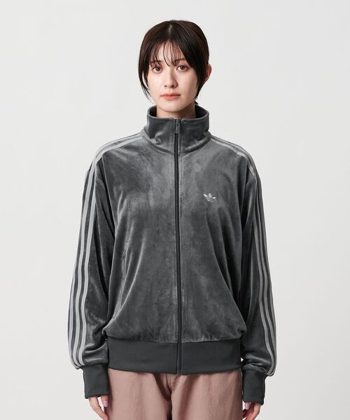 BEAUTY&YOUTH UNITED ARROWS(ビューティーアンドユースユナイテッドアローズ)の「<adidas Originals>ファイヤーバード ベロアトラックトップ(トップス・DK.GRAY(23)/DK.BROWN(32)/DK.GREEN(53)・XS/S)」の13枚目の写真