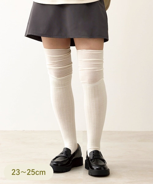 3coins（3coins）の「リブニーハイソックス（ソックス/靴下・レディース・ブラック/チャコールグレー/アイボリー・FREE）」の2枚目の写真