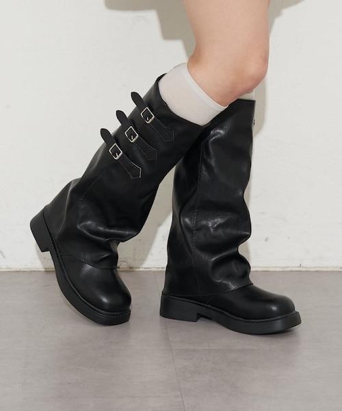 CIAOPANIC（チャオパニック）の「サイドベルトカバーロングブーツ（ブーツ・レディース・ブラウン/ブラック・35/37/39）」の2枚目の写真