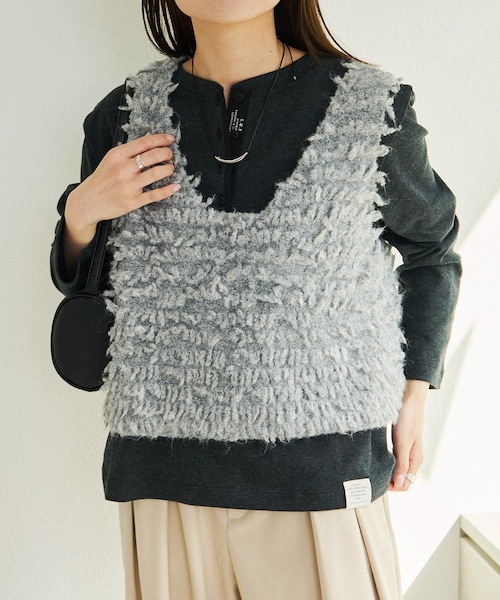 PUAL CE CIN（ピュアルセシン）の「ループフリンジニットビスチェ（ニット/セーター・レディース・ダークブラウン/グレー・FREE）」の2枚目の写真