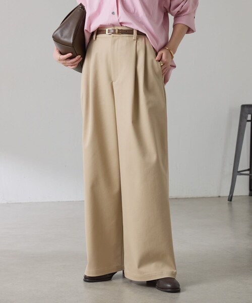 COLLAGE GALLARDAGALANTE（コラージュガリャルダガランテ）の「【美脚/腰回りカバー】タックワイドチノパンツ（チノパンツ・レディース・カーキ/ベージュ・F）」の2枚目の写真