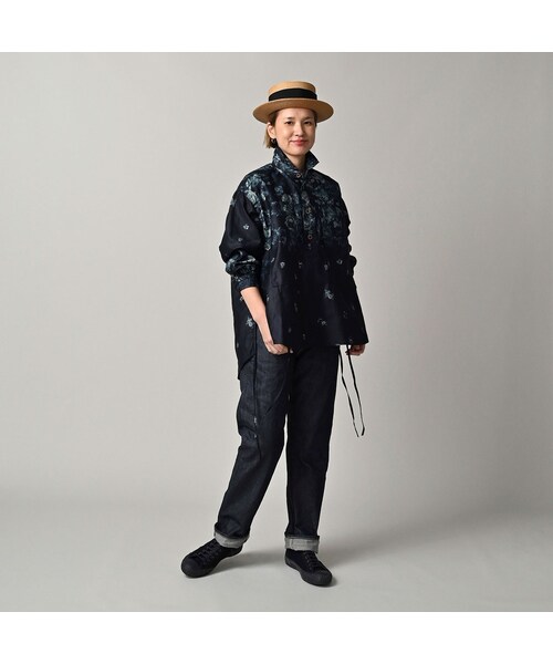 45R（フォーティファイブアール）の「インディゴ抜染ローズプリントのボーイフレンドシャツ（その他・レディース・71-インディゴベース抜染/73-インディゴ抜染・00-フリー）」の4枚目の写真