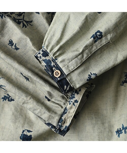 45R（フォーティファイブアール）の「インディゴ抜染ローズプリントのスモック（その他・レディース・71-インディゴベース抜染/73-インディゴ抜染・00-フリー）」の16枚目の写真