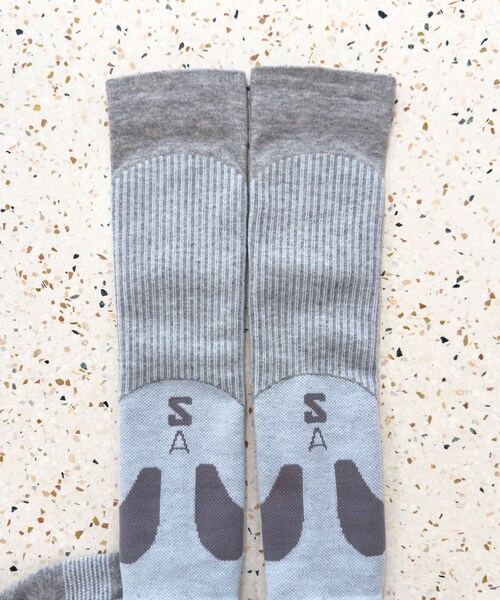 SALOMON(サロモン)の「SALOMON ADVANCED SOCK KNEE(その他・レディース・ICE FLOW/SEDONA SAGE・M)」の2枚目の写真