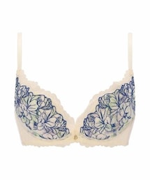 Triumph（トリンプ）の「チャーミングラマースリムラインDeepVブラジャーハーバルガーデン（その他）」