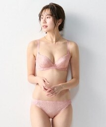Triumph（トリンプ）の「きゅっと寄せブラスウィンギングブーケAMST1440WHU2+Hikini1JX（その他）」