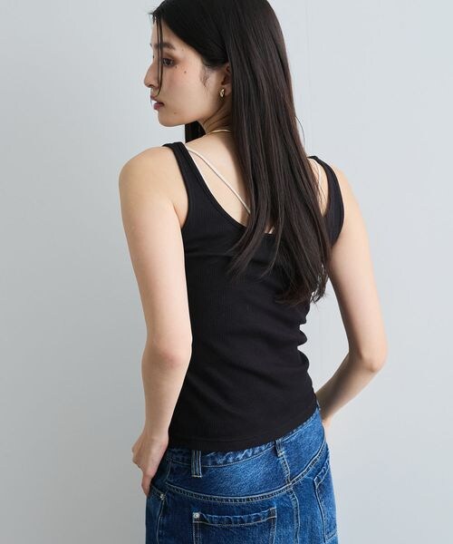 VIS(ビス)の「タイニーストラップラメタンクトップ(その他・グレー(21)/クリーム(63)・FREE)」の5枚目の写真