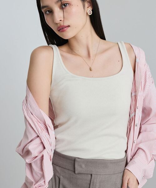 VIS(ビス)の「タイニーストラップラメタンクトップ(その他・グレー(21)/クリーム(63)・FREE)」の6枚目の写真