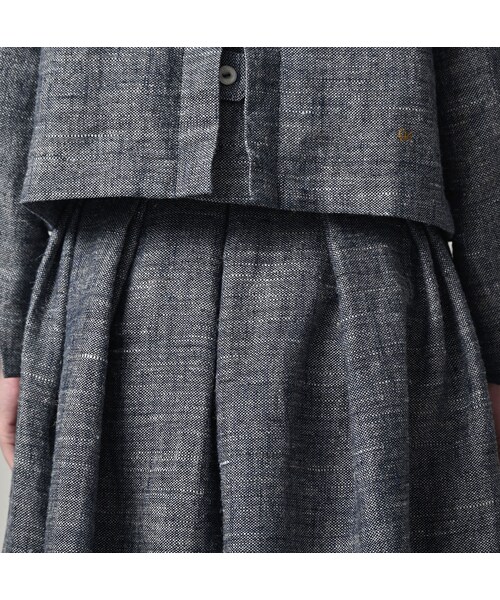 45R（フォーティファイブアール）の「綿麻ツイードのタックスカート（インディゴ）（スカート・レディース・73-インディゴ・02-M/03-L）」の9枚目の写真