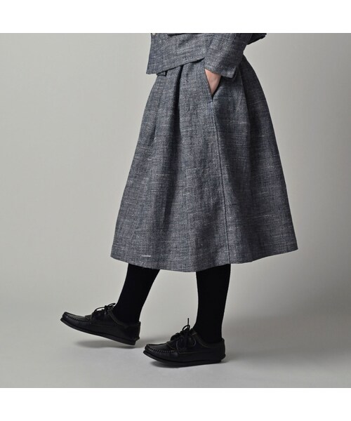 45R（フォーティファイブアール）の「綿麻ツイードのタックスカート（インディゴ）（スカート・レディース・73-インディゴ・02-M/03-L）」の5枚目の写真