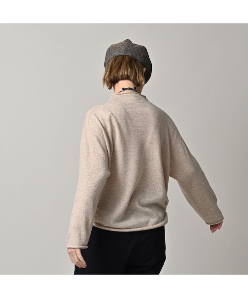 45R（フォーティファイブアール）の「ONEONE 宝物のカシミヤウールリネン12ゲージ馬セーター（トップス・レディース・12-ベージュ/17-グレーベージュ/25-チャコール/82-キャメル/84-モカ茶・00-フリー）」の10枚目の写真