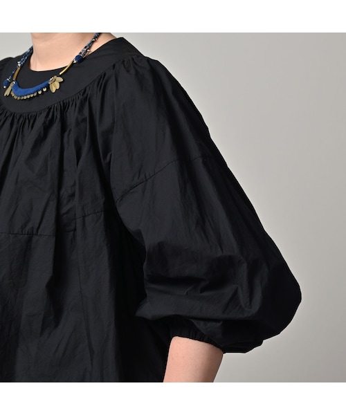 45R（フォーティファイブアール）の「スーピマバチストのタックギャザーブラウス（その他・レディース・92-クロ・00-フリー）」の9枚目の写真