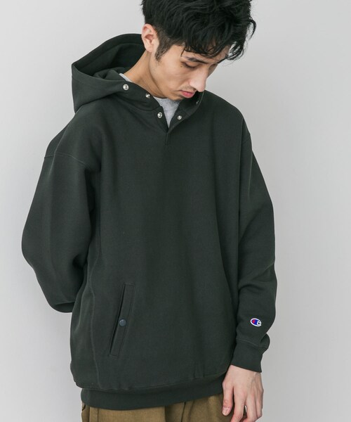 URBAN RESEARCH DOORS（アーバンリサーチドアーズ）の「『別注』Champion×DOORS　RW HALF SNAP PARKA（パーカー・メンズ・シルバーグレー/オフブラック/ブラック/ルビーレッド/ダークネイビー/ブルーグレー/ダークグリーン/クリームイエロー/オートミール/ワイン・M/L/XL）」の15枚目の写真