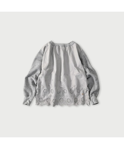 45R（フォーティファイブアール）の「裏毛×カットワークのスウェット（トップ）（トップス・レディース・23-グレートップ・00-フリー）」の2枚目の写真