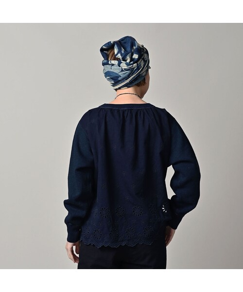 45R（フォーティファイブアール）の「裏毛×カットワークのスウェット（インディゴ）（トップス・レディース・73-インディゴ・00-フリー）」の6枚目の写真