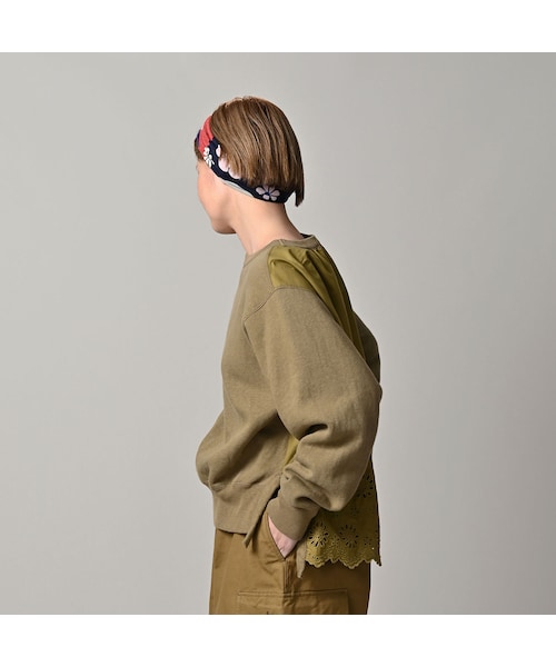 45R（フォーティファイブアール）の「裏毛×カットワークのスウェット（トップス・レディース・06-アンティークホワイト/62-カーキ・00-フリー）」の6枚目の写真