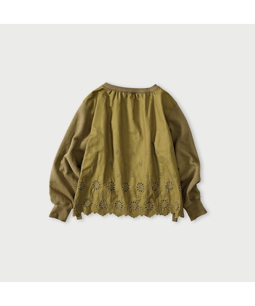 45R（フォーティファイブアール）の「裏毛×カットワークのスウェット（トップス・レディース・06-アンティークホワイト/62-カーキ・00-フリー）」の3枚目の写真