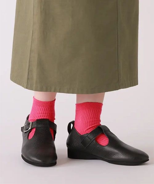 靴下屋(クツシタヤ)の「2×2リブショートソックス/011134590(その他・レディース・オフホワイト01/サラシ09/シルバーグレー10/クロ12/チャコールモク18/リネンベージュ20/モスブラウン24/グレージュ29/ピンク31/エンジェルピンク36/ビビッドピンク37/ノーマルレッド42/ダークレッド44/ヴィンテージレッド48/クリーム60/クロムイエロー64/イエロー66/グリーン72/マッチャ75/メロン77/ミントサックス80/スモーキーサックス81/サックス83/コン84/ダークターコイズ85/パンチブルー88/インディゴ89/ラベンダー96・F)」の14枚目の写真