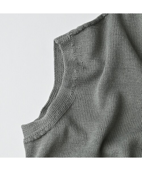 45R（フォーティファイブアール）の「ローゲージ超ガーゼのMベスト（トップス・レディース・05-ホワイトトップ/23-グレートップ/65-グレーカーキトップ/75-ダークネイビー・00-フリー）」の14枚目の写真