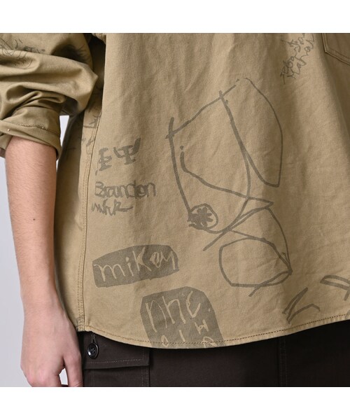 45R(フォーティファイブアール)の「ダック落書きプリントの908ダッファーシャツ(その他・レディース・12-ベージュ・02-S/04-L)」の14枚目の写真