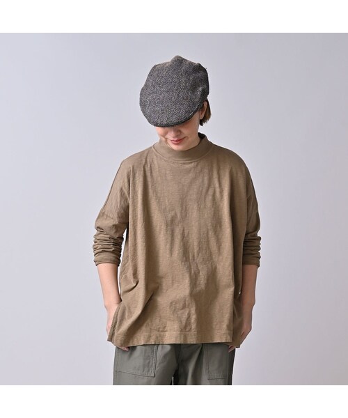 45R（フォーティファイブアール）の「天竺のヨックネックビッグスリットTシャツ（トップス・レディース・02-シロ/12-ベージュ/35-オレンジ/62-カーキ・00-フリー）」の7枚目の写真