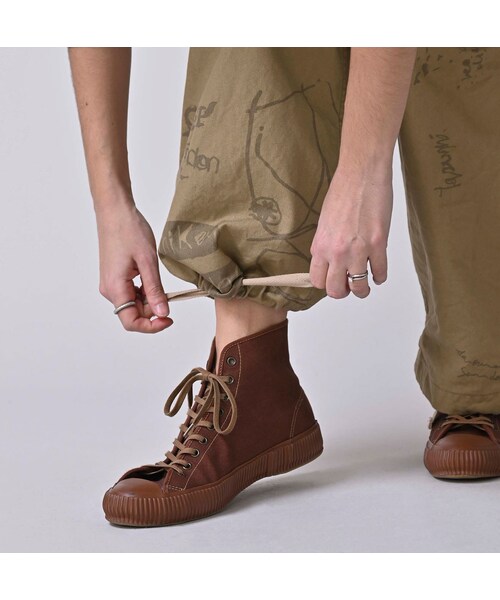 45R（フォーティファイブアール）の「ダック落書きプリントの908テントパンツ（パンツ・レディース・12-ベージュ・02-S/04-L）」の17枚目の写真